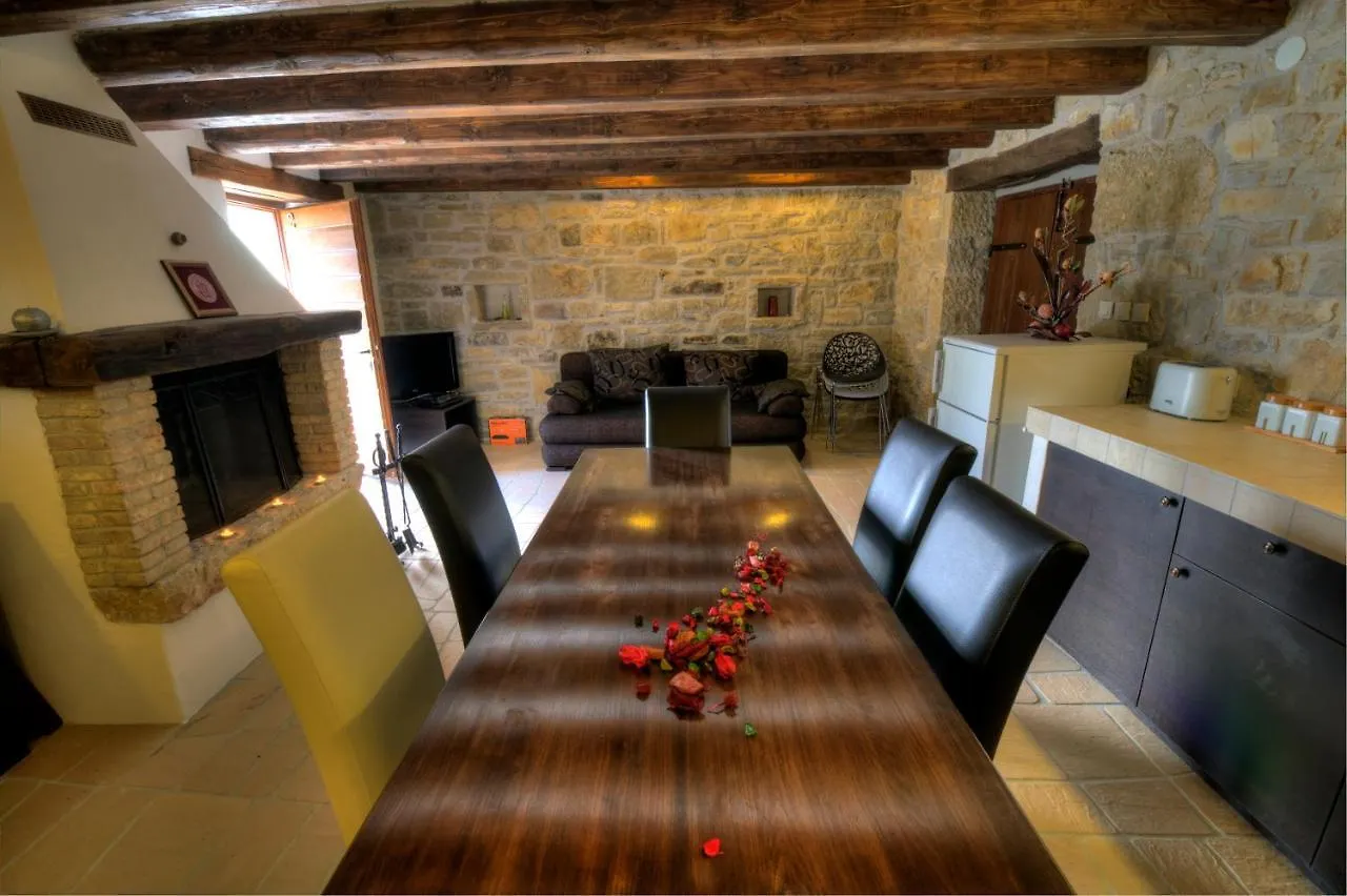 Traditional Stone House Kotli Buzet 3*,  Croatia