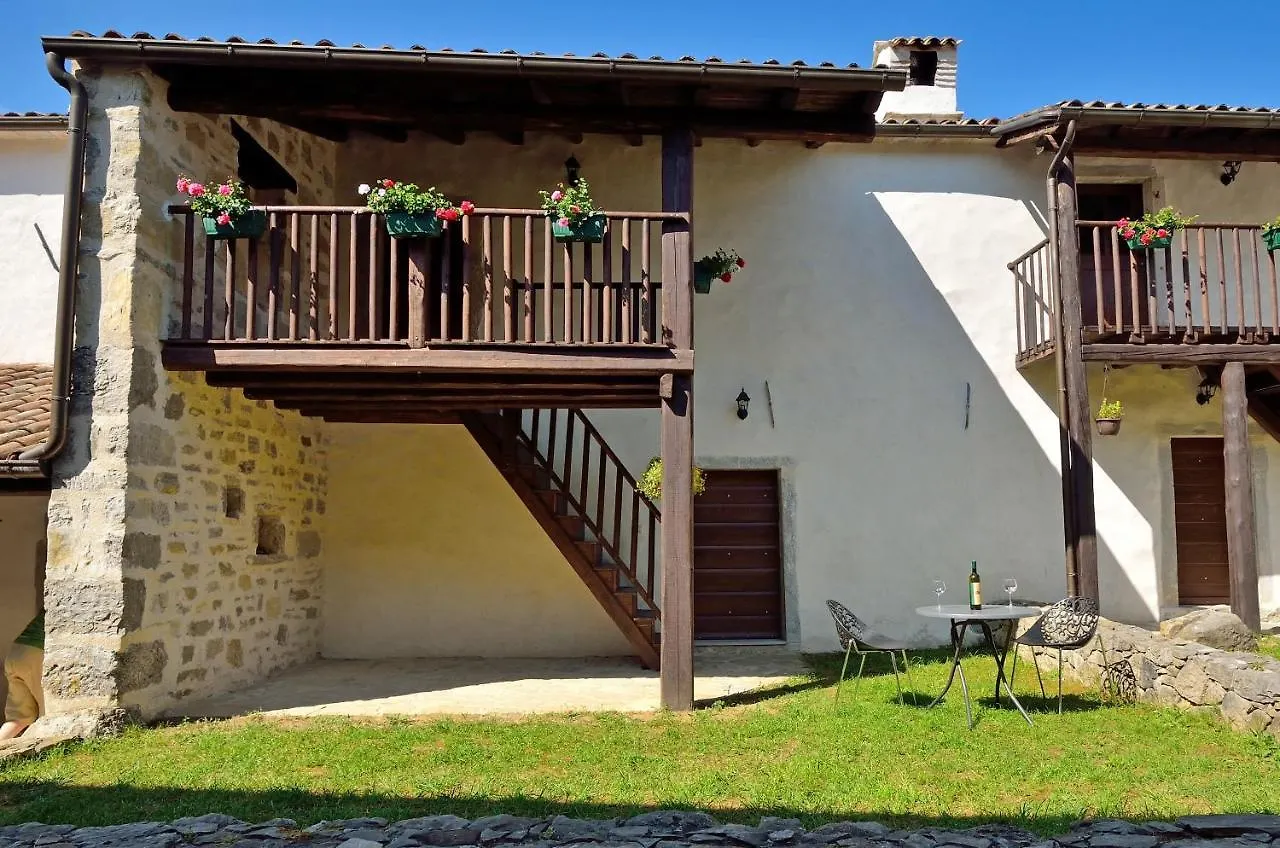 *** Guest house Traditional Stone House Kotli Buzet Croatia